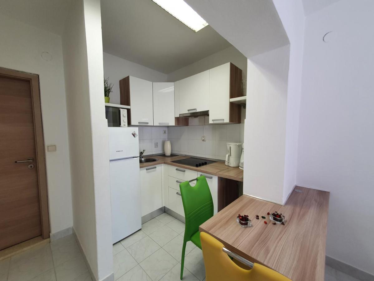 Apartmani Alta 크르크 외부 사진