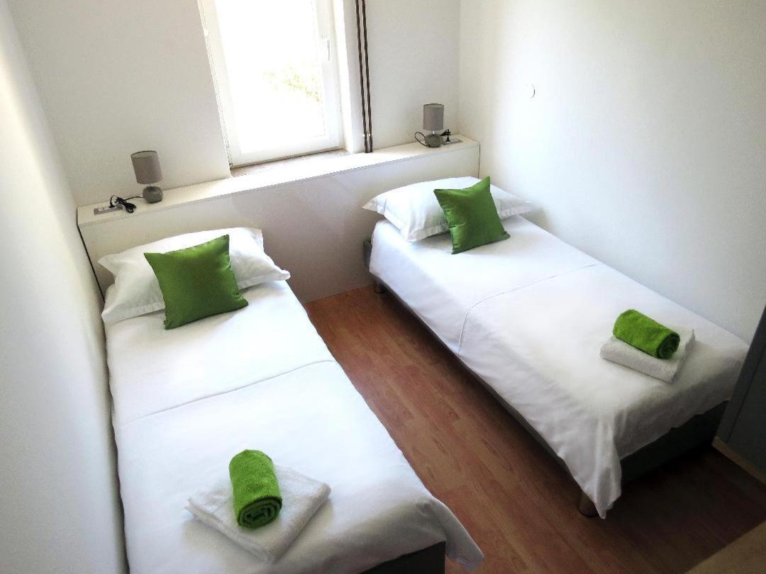 Apartmani Alta 크르크 외부 사진